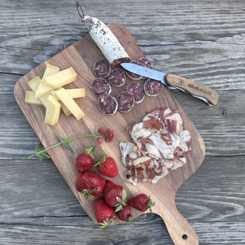 Couteau-Suisse-Victorinox.webp