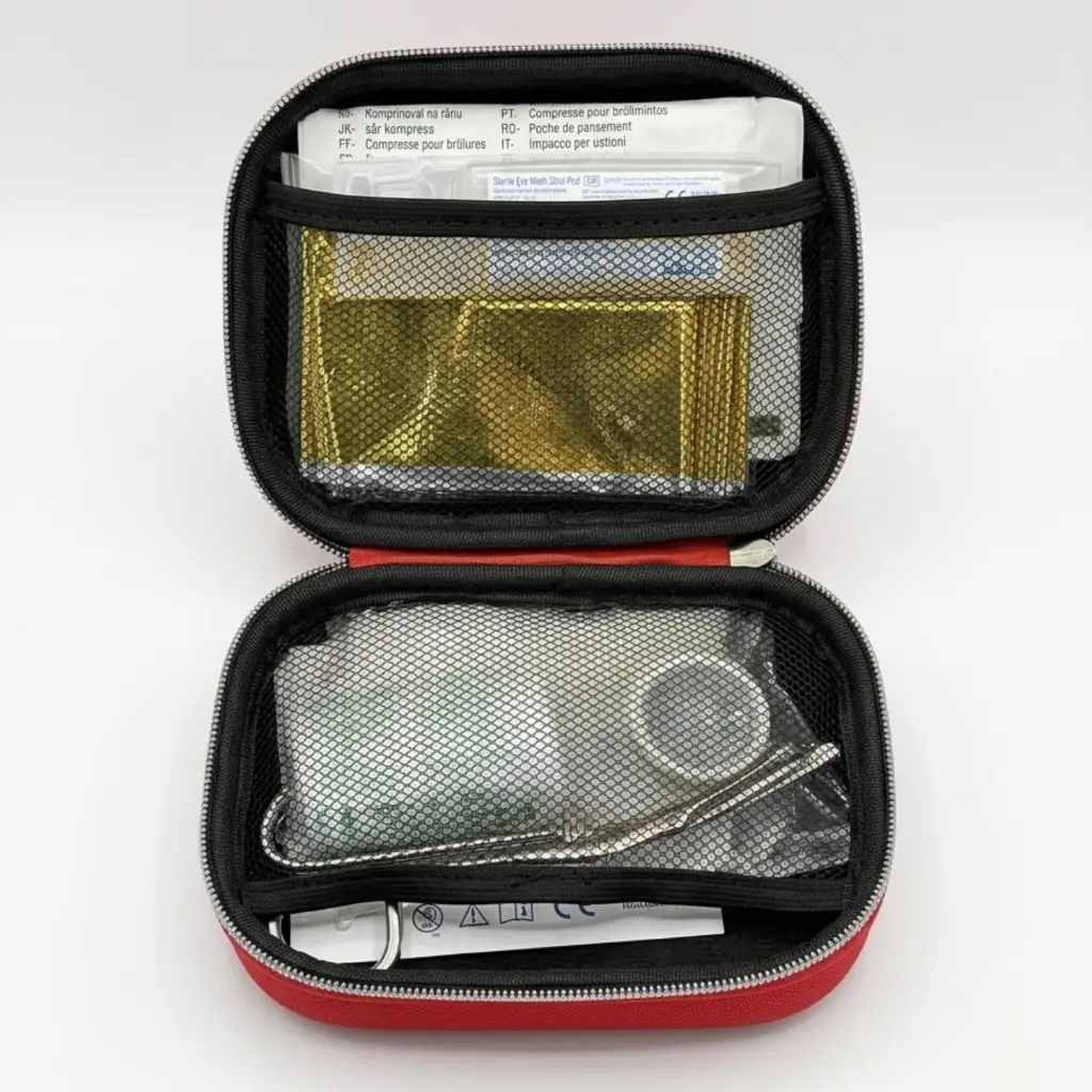 First Aid Kit - intérieur.webp